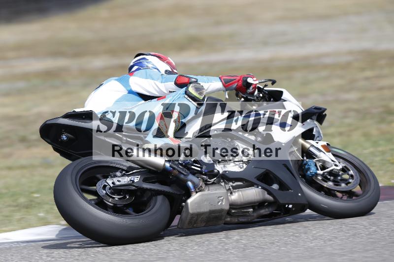 /37 09.08.2026  Pluess Motosport ADR/Freies Fahren/9